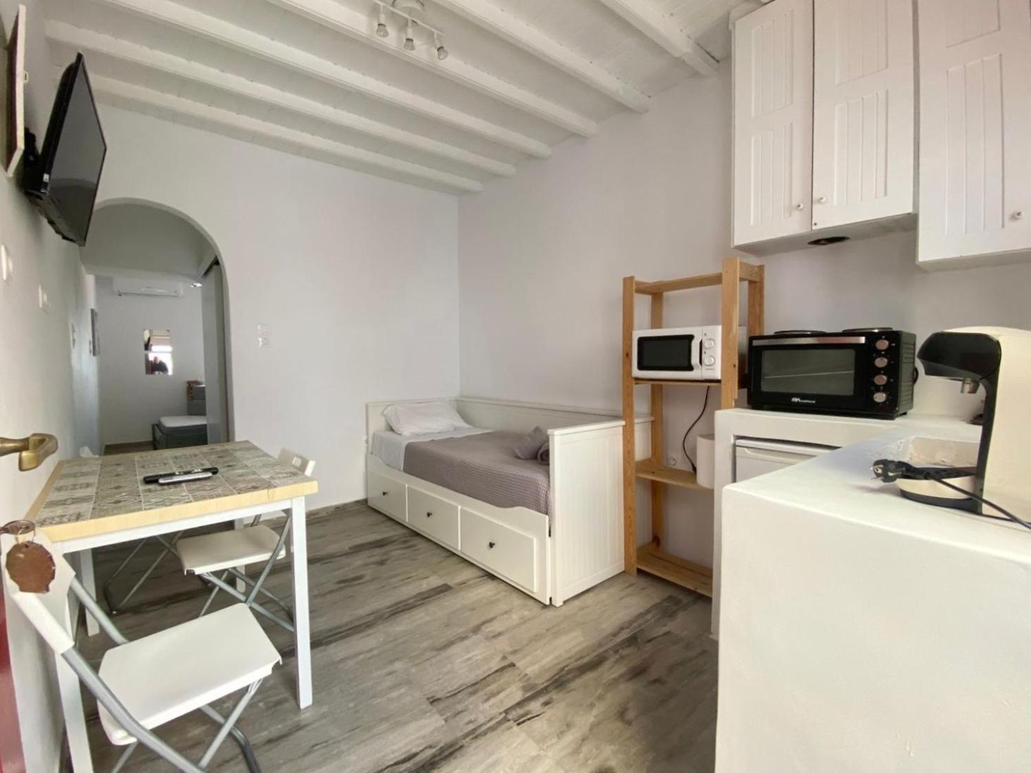 Elenitas Town House With Balcony And Sea View Apartment Mykonos Town ภายนอก รูปภาพ