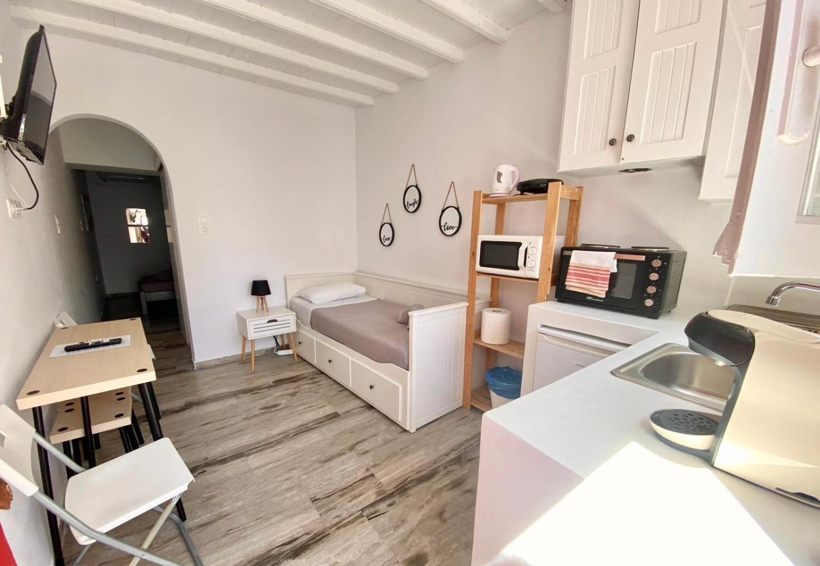 Elenitas Town House With Balcony And Sea View Apartment Mykonos Town ภายนอก รูปภาพ